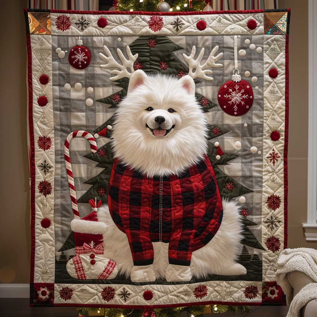 Samoyed With Reindeer Antlers Quilt Blanket